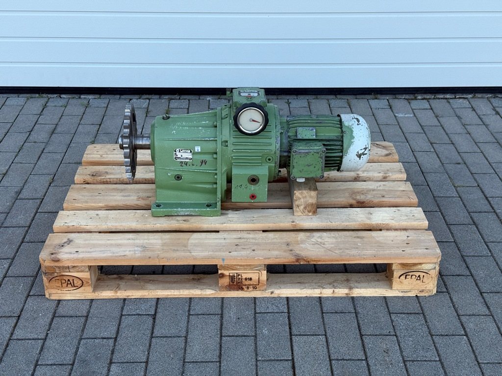 Vorschub Getriebe Lenze