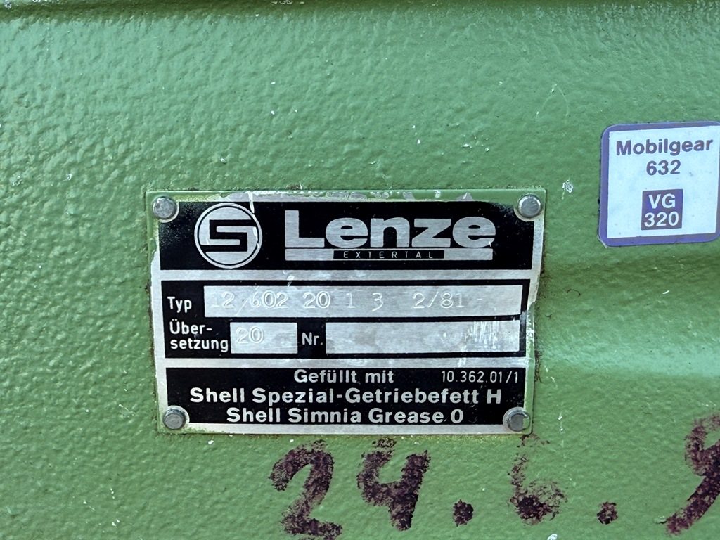 Vorschub Getriebe Lenze