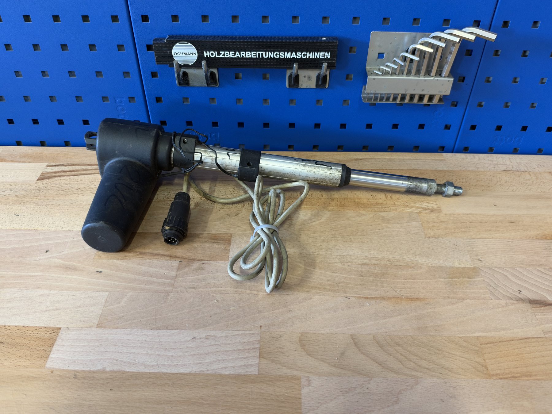 SKF Linear Actuator Typ CARE 33M20041101000024