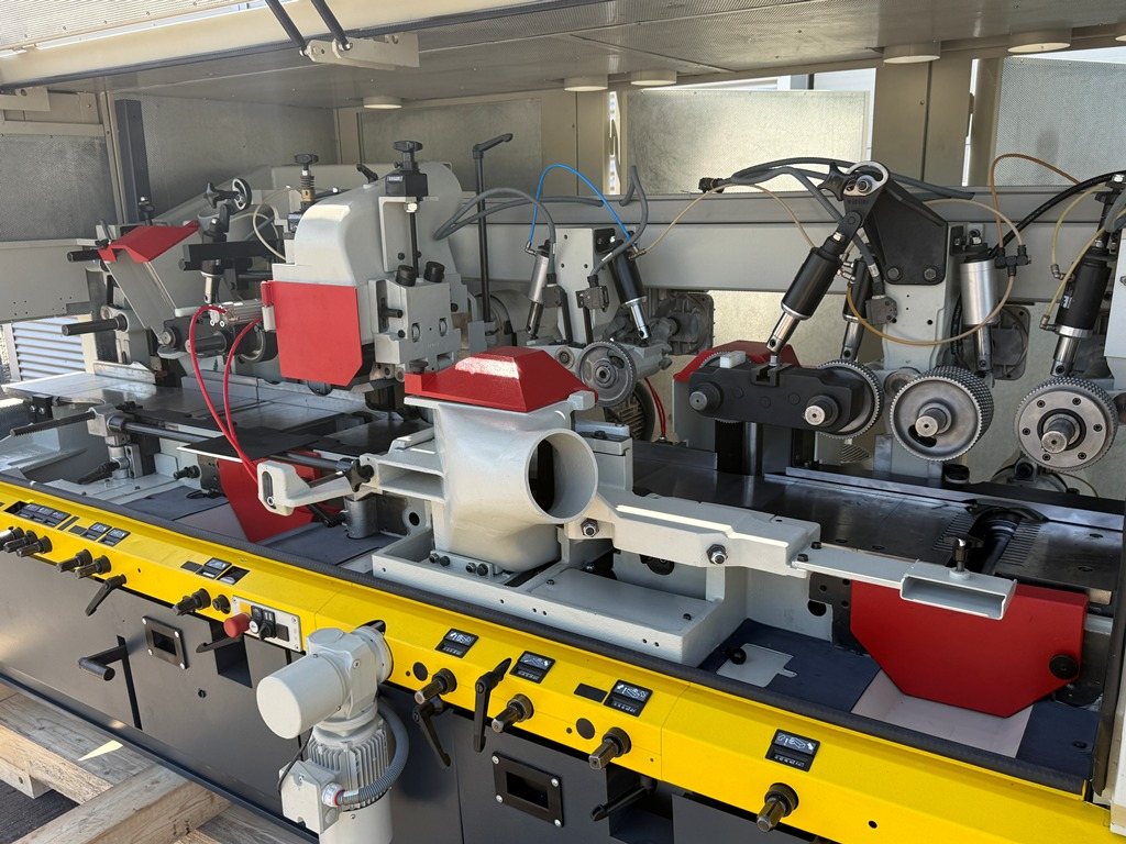 Vierseitenhobelmaschine WEINIG Typ Unimat 23 EL