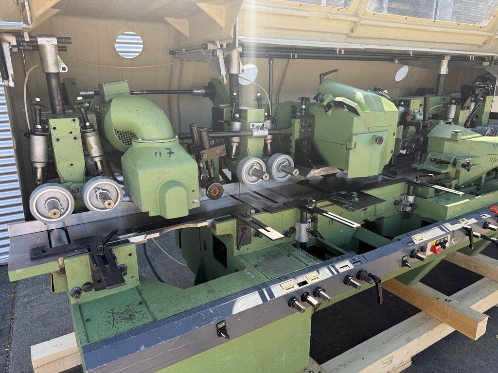 Vierseitenhobelmaschine WEINIG Typ Unimat 23