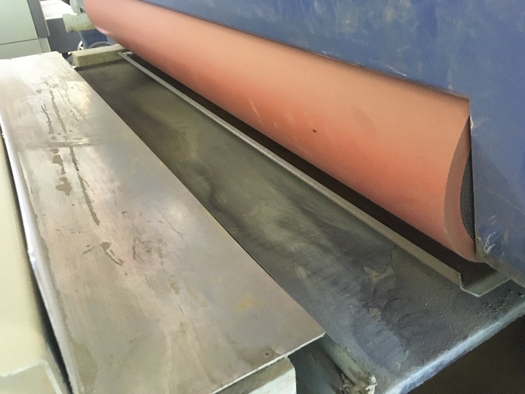 Walzenlackauftragsmaschine Hymmen Typ CombiCoater ELX-S 1400