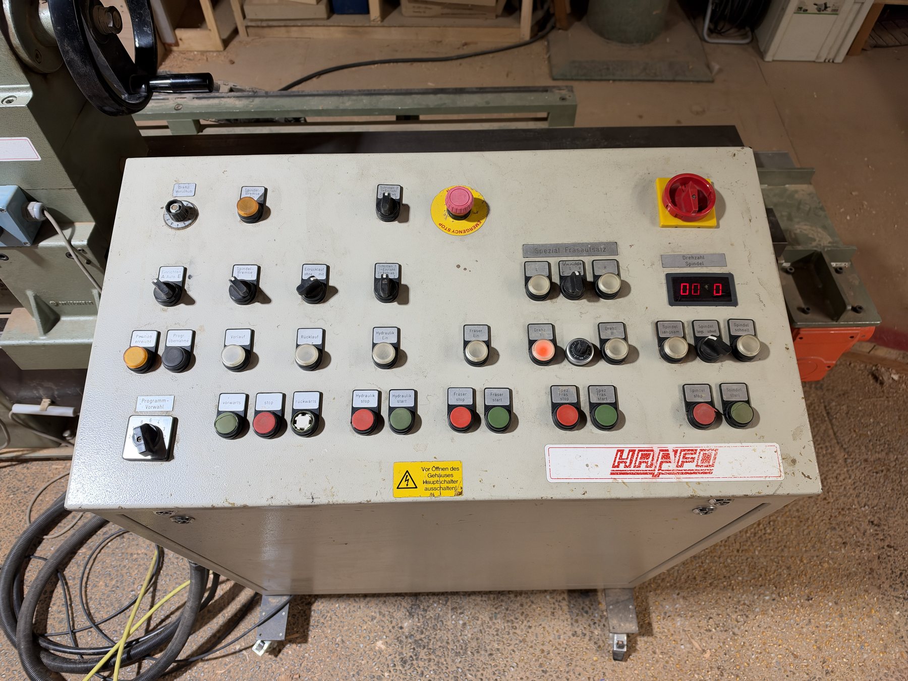 Hydraulischer Holzkopier-Fräs- und Drehautomat Hapfo Typ AP-9000-M
