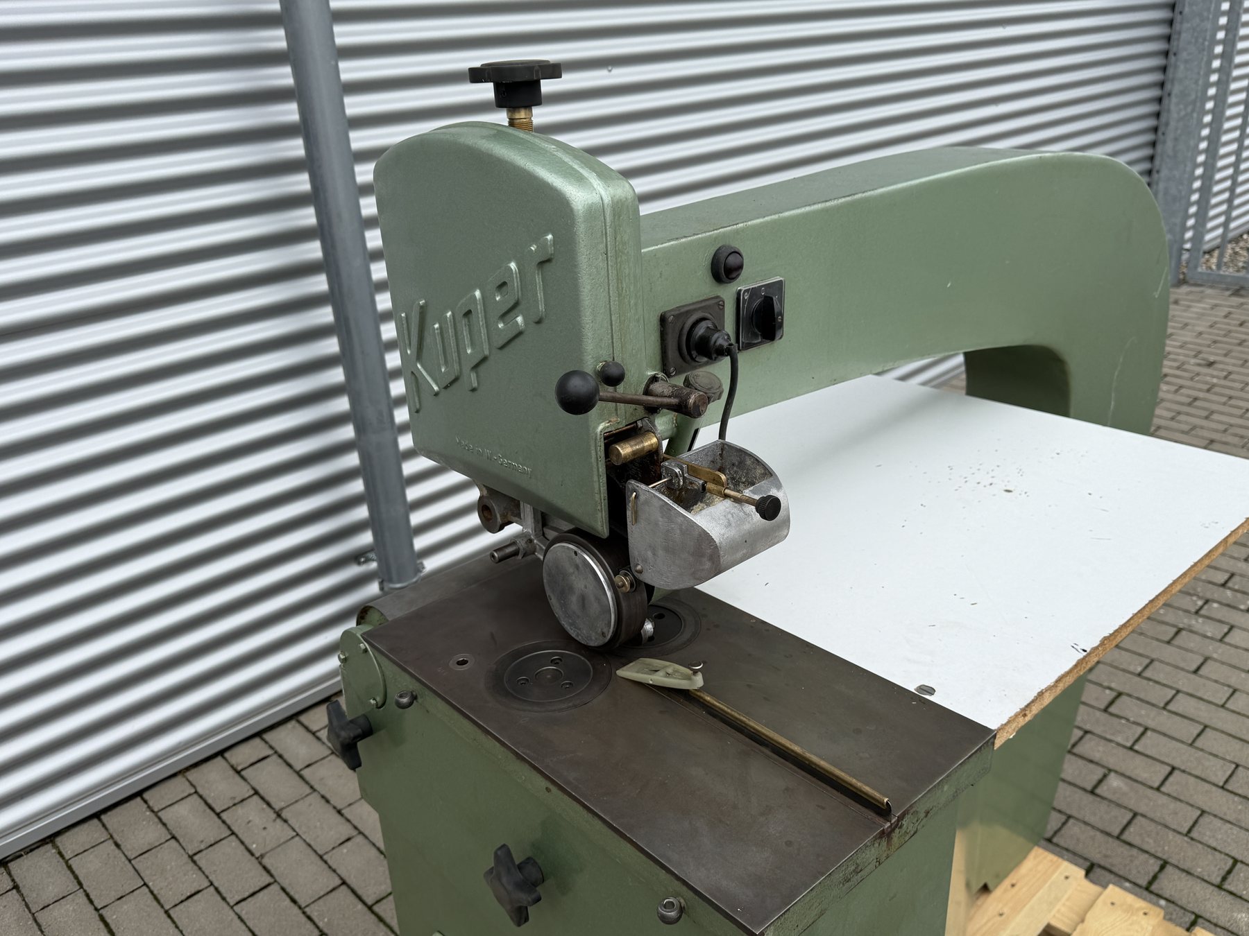 Furnierzusammensetzmaschine Kuper
