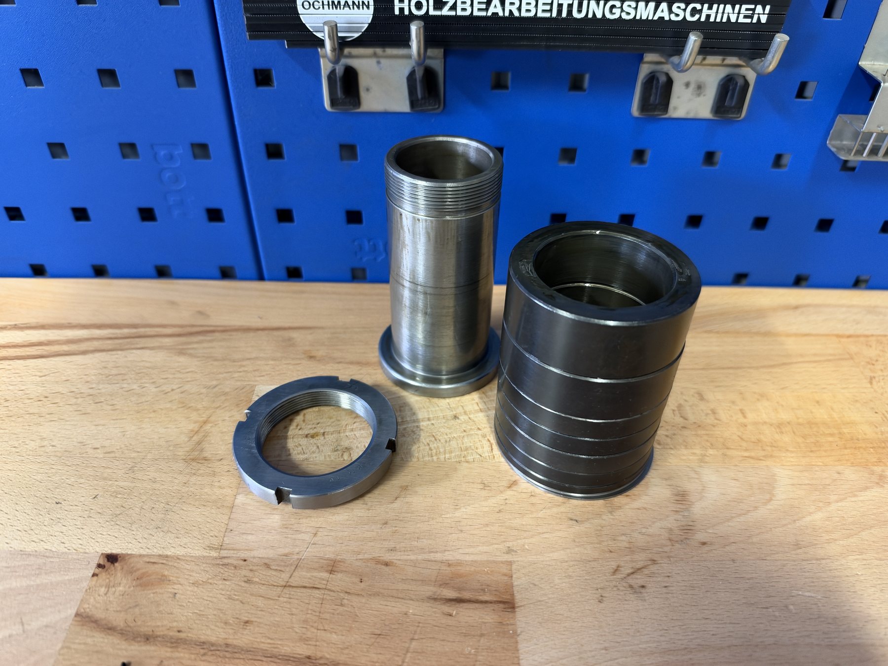 Buchse mit Zwischenringen