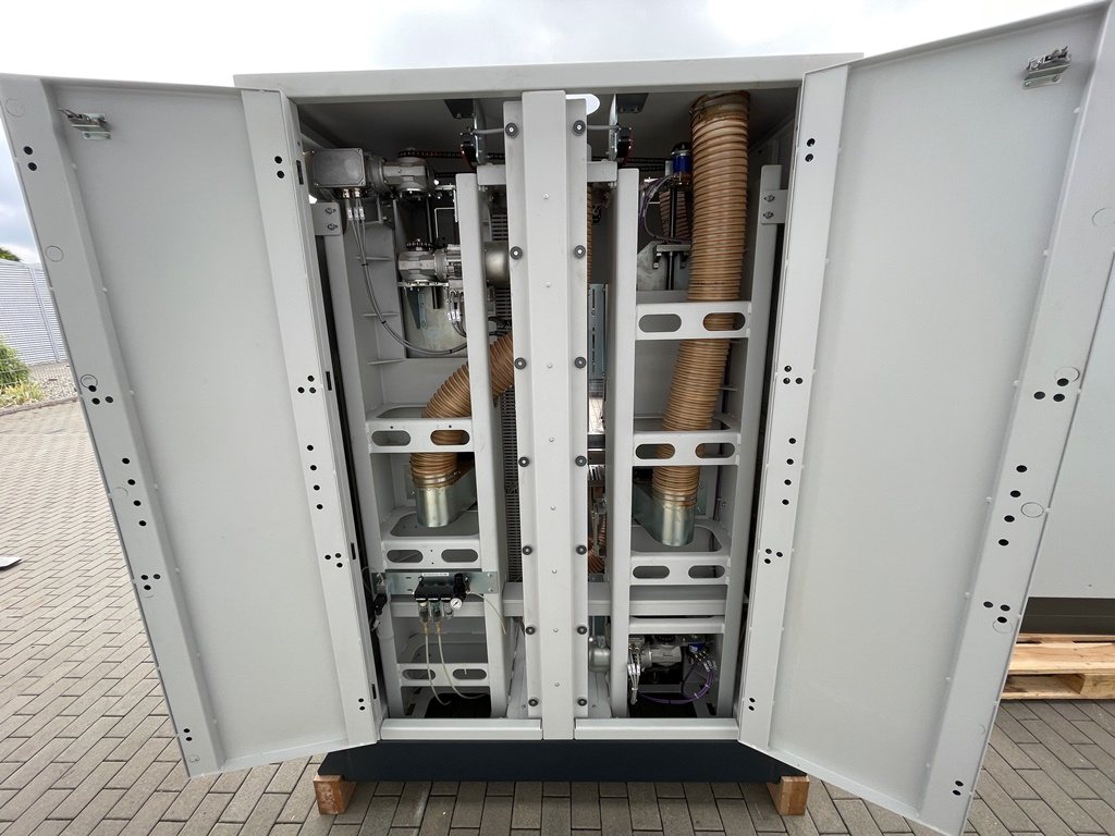 Feinstschleifmaschine Stähle Hess Saturn Roto Finish