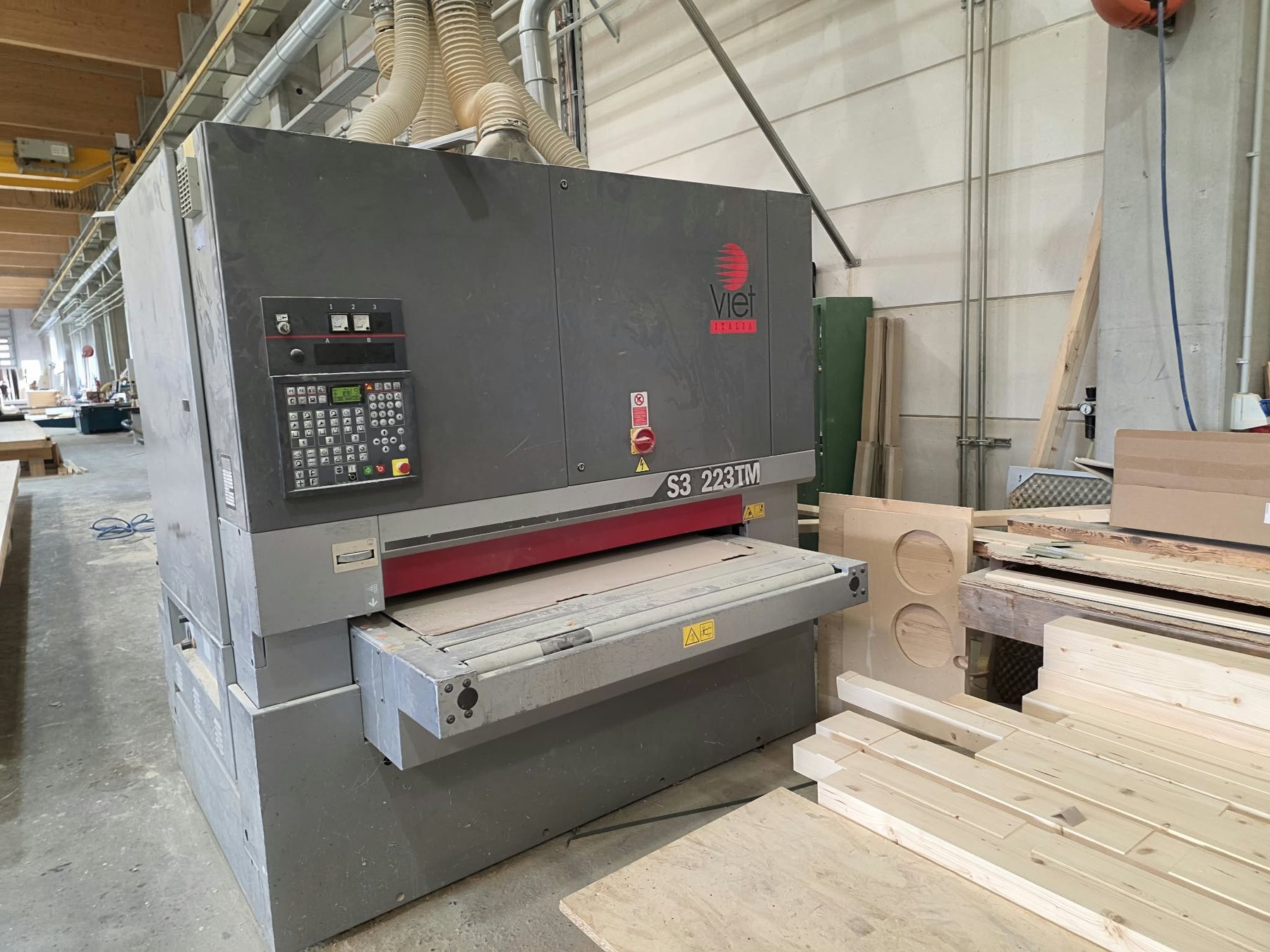 Breitbandschleifmaschine Viet Typ S3 223TM