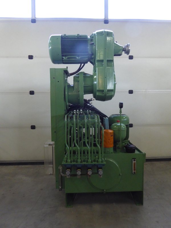 Hydraulikgetriebe mit Vorschubregulierung