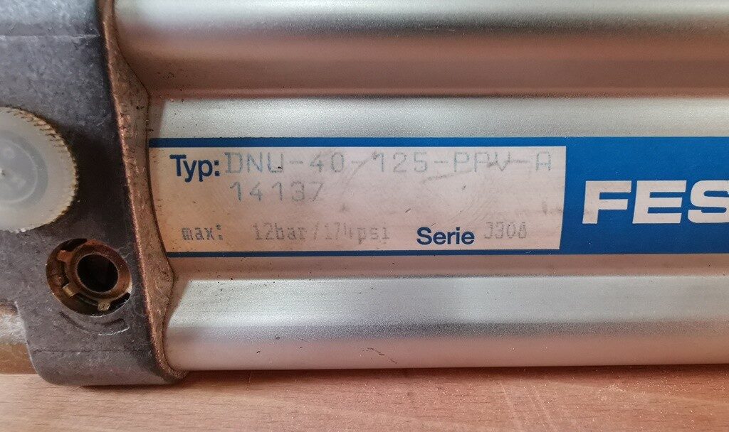 Alternative Ansicht von FESTO DNU-40-125-PPV-A 14137