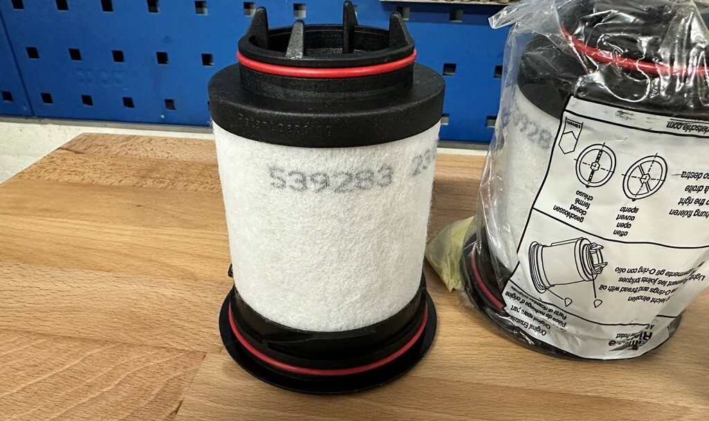 Alternative Ansicht von Elmo Rietschle