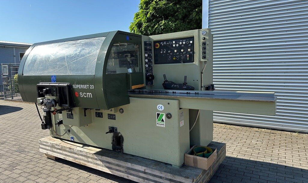 Alternative Ansicht von SCM Superset 23